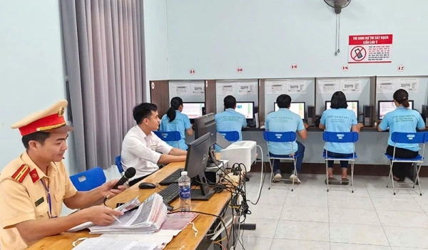 Thí sinh dự thi lý thuyết